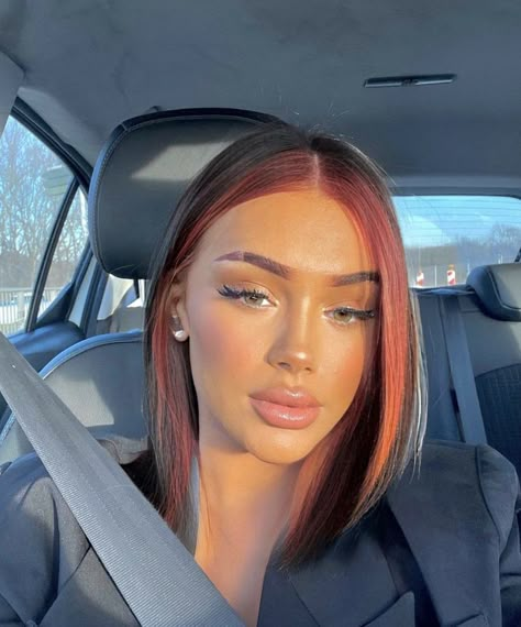 Wine Hair, Hair Color Streaks, Hair Color Auburn, Burgundy Hair, Hair Color And Cut, Auburn Hair, Hair Inspiration Color, Hair Inspo Color, Aesthetic Hair