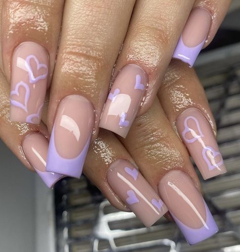 Purple Nails With J Initial, Nails Design Back To School, Purple Nails Acrylic With Initial, Short Acrylic Nails For 13th Birthday, 13 Teen Year Old Nails, Nails 11-12, Bday Nails Ideas Coffin Medium, Nail Inspo For 13 Yo, Cute Nail Designs Purple