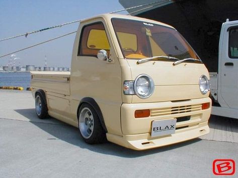 Kei Truck, Mini Trucks 4x4, Pickup Car, Suzuki Carry, Kei Car, Car Furniture, Kustom Cars, Suzuki Jimny, Mini Trucks