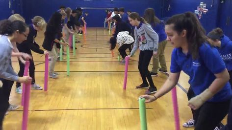 Elementary Physical Education Games, Cooperative Games Physical Education, Gym Class Ideas, Noodle Games, Pe Games Elementary, Pep Rally Games, Rally Games, Gym Games For Kids, Elementary Physical Education