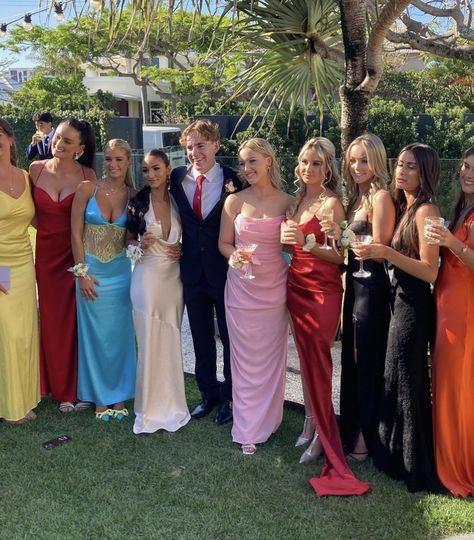 Year 10 Formal Dresses, Year 12 Formal, School Collage, Summer Ball, Prom Pics, Prom Inspiration, Prom 2023, Prom Inspo, Senior Prom