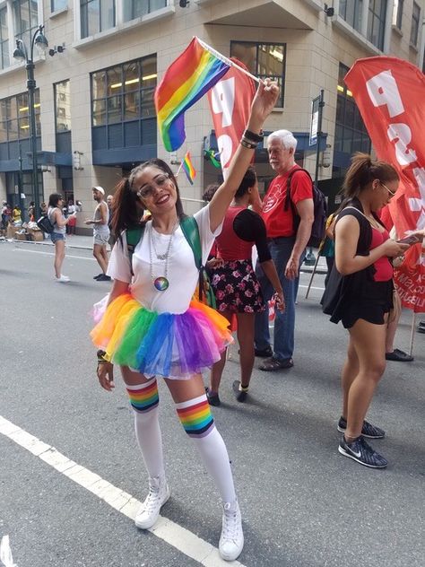 Pride Outfit Ideas Ally, Matching Pride Outfits, Pride Prom Outfits, Womens Pride Outfits, Lgbtq Pride Outfit Ideas, Pride Outfits Ideas, Pride Fairy Outfit, Pride Week Outfit, Pride Outfit Ideas Plus Size