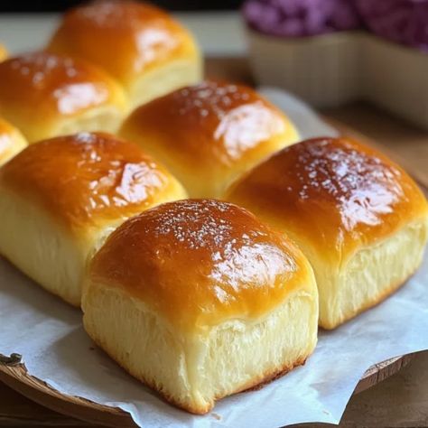 00000000 Diner Rolls, Milk Brioche, Soft Dinner Rolls, Bun Bread, Staple Recipes, Pizza Bread Recipe, Homemade Brioche, Fluffy Bread, Brioche Rolls