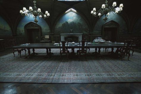 *Film: Dark Shadows (2012) / Production Designer: Rick Heinrichs / Set Decorator: John Bush Dark Shadows Movie, Dining Room Wainscoting, Gothic Interior, Gothic Furniture, Long Dining Table, Goth Home, Dining Room Wall Decor, Dark Shadows, Dining Room Inspiration