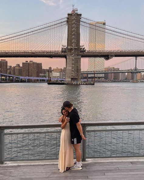 life lately with picturesque bridges Michelle Infusino, Empire State Of Mind, Life Lately, Style Edit, Instagrammer, Brooklyn Bridge, Fashion Bloggers, Empire State, Travel Guide