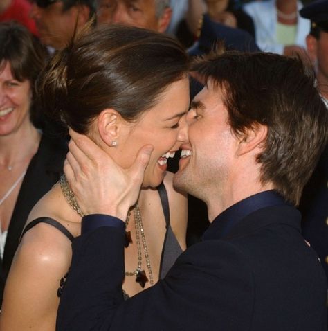 A Look Back at Tom Cruise & Katie Holmes’ Marriage & Divorce in Photos: Pack On The PDA, 2005. Happy Family Images, Katie Holmes Tom Cruise, Celebrity Divorce, Jeff Lewis, Relationship Images, Suri Cruise, Hollywood Scenes, Relationship Timeline, Iconic Weddings