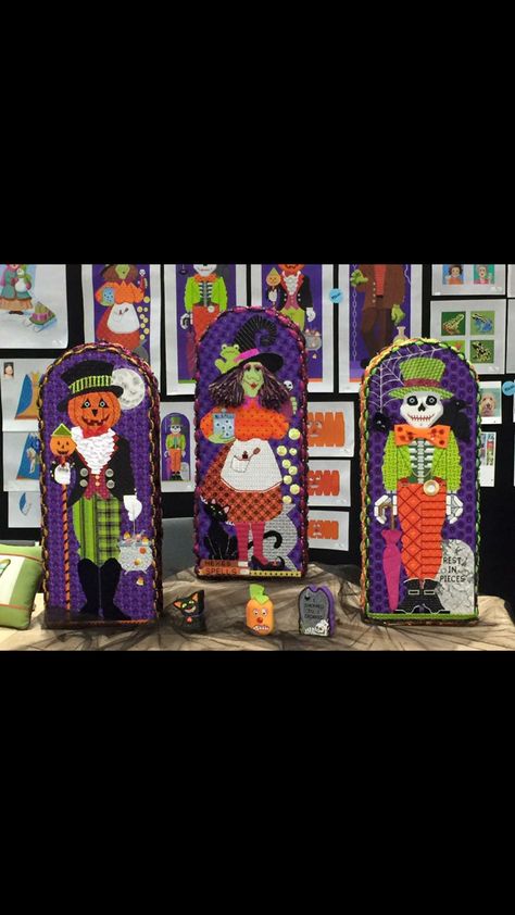 Labors of Love Halloween Needlepoint, Needlepoint Inspiration, Fun Needlepoint, Halloween Cross Stitch Charts, Needlepoint Embroidery, Needlepoint Finishing, Needlepoint Ideas, Stitch Stuff, Halloween Figures