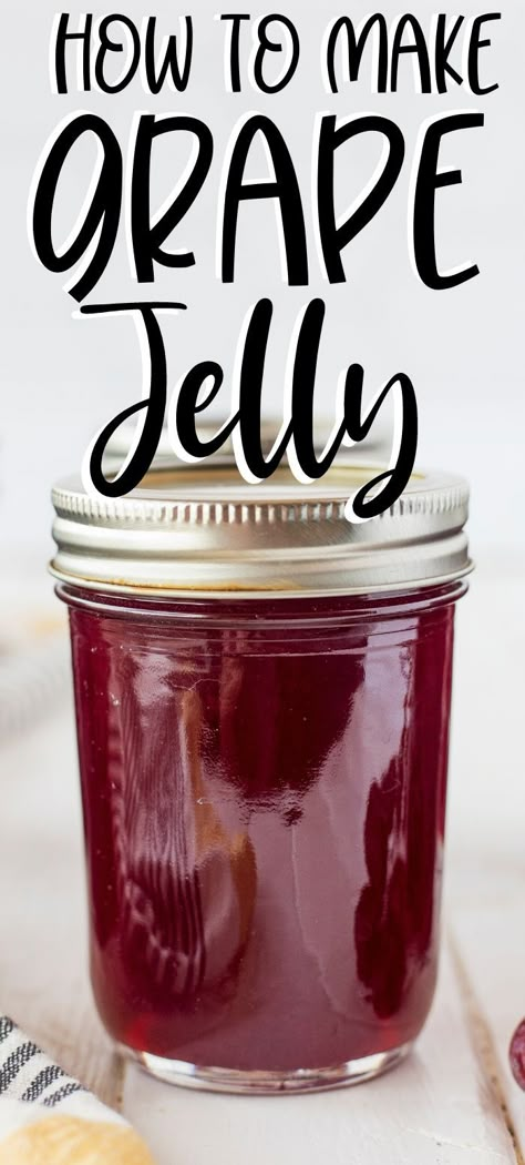 Diy Grape Jelly, Freezer Jelly Recipes, Grape Freezer Jelly, Easy Grape Jam Recipe, Freezer Grape Jelly Recipe, Grape Freezer Jam Recipe, Freezer Grape Jam, Grape Jelly Recipe Homemade, Grape Jelly Canning Recipe