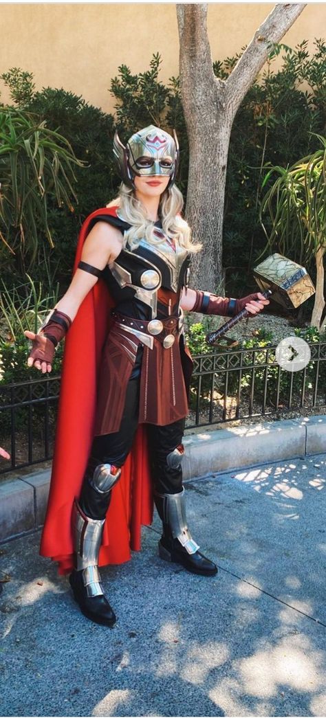 Jane Foster Cosplay, Jane Foster Costume, Lady Thor Costume, Thor Girl, Thor Cosplay, Jane Foster, The Doom, Marvel Avengers Movies, New Laptop