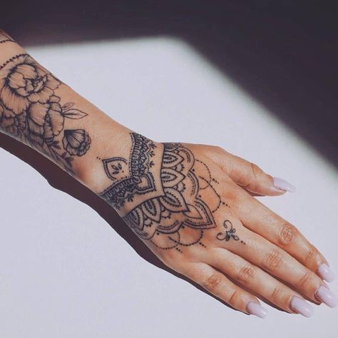 35 Inspiring Arm Tattoo Design Ideas for Women 2020 arm tattoo ideas for women, tattoo ideas for girls, sleeve arm tattoos Arm Tattoo That Goes Onto Hand, Soft Hand Tattoos For Women, Sleeve And Hand Tattoos For Women, Front Hand Tattoos For Women, Hand Tats For Women Mandala, Badass Hand Tattoos For Women, Geometric Hand Tattoos For Women, Beautiful Hand Tattoos For Women, Hand And Forearm Tattoo Women