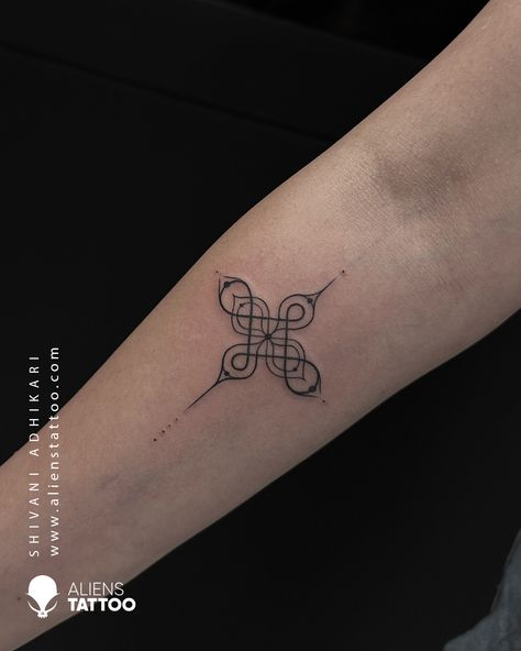 Celtic knot is a symbolic pattern of a looped knot that has no start or finish, also symbolise the eternity of life. Done by Shivani Adhikari at Aliens Tattoo Bangalore. Eternal Symbol Tattoo, Fine Line Celtic Knot Tattoo, Celtic Fine Line Tattoo, Celtic Knots Tattoos, Celtic Symbols Tattoo, Celtic Tattoos Women, Eternal Knot Tattoo, Celtic Knot Tattoo For Women, Eternal Life Tattoo