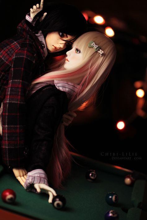 Bjd Couple, Merry Christmas Everybody, Romance Covers Art, Couples Doll, Bjd Dolls Girls, Cute Love Wallpapers, Chinese Art Girl, Doll Painting, Beautiful Barbie Dolls