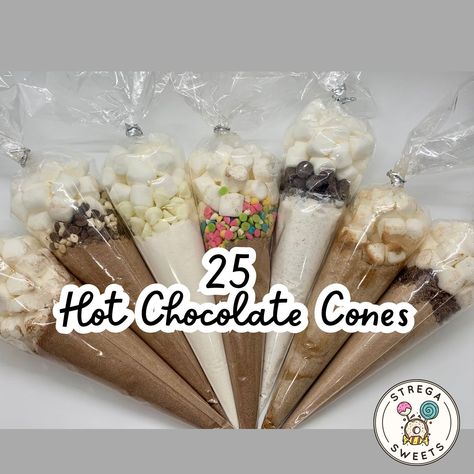 25 single flavor hot chocolate cones with free shipping. Simply select your flavor from the drop down menu. For multi-flavor orders please send us a message for a custom listing! ◡̈  For larger orders, additional labels or custom tag options and other questions, please reach out via Etsy message or email at stregasweets@gmail.com prior to ordering Hot Chocolate Gift Ideas, Hot Chocolate Party Favors, Hot Chocolate Cones, Christmas Hot Chocolate Gifts, Hot Chocolate Wedding Favors, Hot Chocolate Favors, Gift Hot Chocolate, Hot Chocolate Toppings, Christmas Banquet