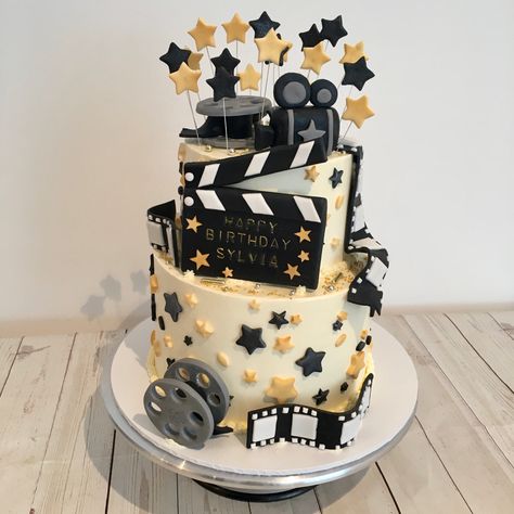 Movies Birthday Cake, Film Themed Cake, Cinema Cake Ideas, Film Cake Ideas, Movie Cake Ideas, Hollywood Theme Cake, Cinema Cake, Movie Theme Cake, Hollywood Cake