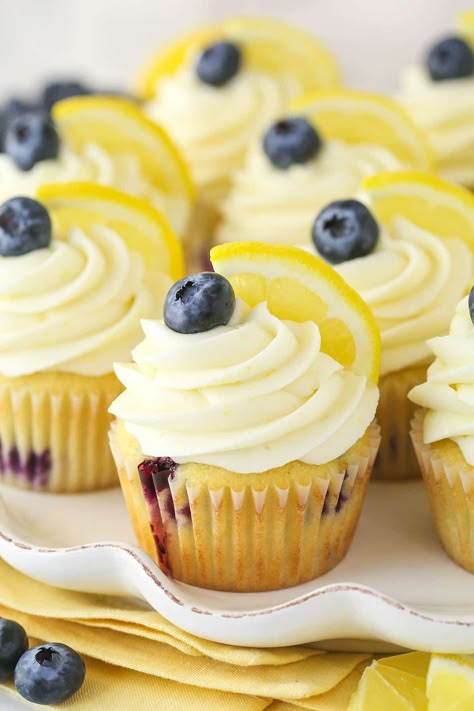 These lemon blueberry cupcakes will rock your socks off! They're so moist and tender and loaded with real lemon flavor and no shortage of blueberries. And that lemon cream cheese frosting on top? Wow! Lemon Blueberry Cupcakes, Cake Mix Cupcakes, Blueberry Cupcakes, Blueberry Lemon Cake, Blueberry Cream Cheese, Easy Blueberry, Lemon Cupcakes, Blueberry Cake, Lemon Cream