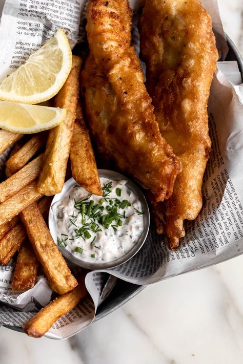 Fish and Chips Recipe - Cooking with Cocktail Rings Battered Fish And Chips, Fish And Chips Recipe, Fish N Chips Recipe, Beer Battered Fish, Fish N Chips, Battered Fish, Bar Food, Recipes Seafood, Pub Food