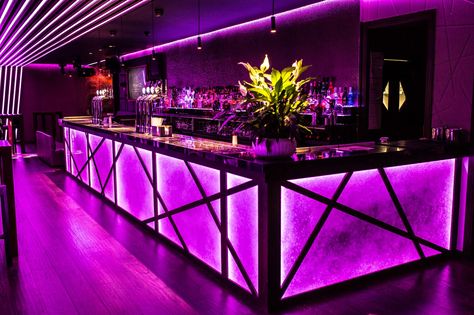 Bar Lounge Design, Bar Counter Design, Nightclub Design, Night Bar, Bar Inspiration, Bar Interior Design, Astuces Diy, Lounge Bar, Counter Design