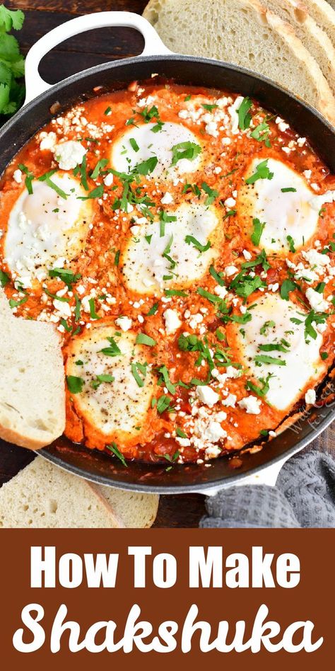 Shakshuka is a bright and vibrant tomato based egg dish with a mouthwatering touch of spice. It’s a wonderful one-dish breakfast recipe make with eggs, then cooked in a bed of chunky tomato and vegetable sauce that’s spiced with the perfect amount of cumin, paprika, and red pepper flakes. Tomato Egg Bake, Eggs Tomato Sauce, Chunky Tomato Sauce, Tomato Breakfast, Healthy Egg Recipes, Tomato Dishes, Baked Tomatoes, Egg Recipes For Breakfast, Stewed Tomatoes