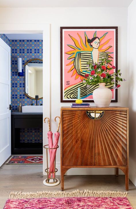 Betsy Wentz on How to "Design Happy" – One Kings Lane — Our Style Blog Soho House Decor, Colorful Home Accessories, Furniture Design Mood Board, Hallway With Wallpaper, Airbnb Bedroom, Wallpaper House, Modern Eclectic Home, Eccentric Decor, Art Deco Apartment