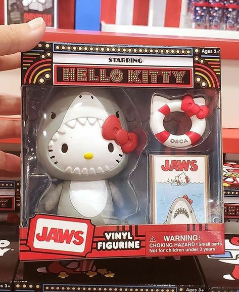 Jaws Shark, Shark Costume, Images Hello Kitty, Charmmy Kitty, Hello Kitty Crafts, Kitty Stuff, Hello Kit, Hello Kitty Art, Hello Kitty Pictures