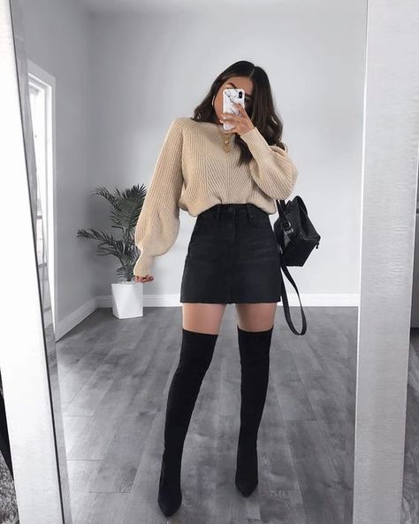 Over The Knee Boot Outfit, Knee Boots Outfit, High Boots Outfit, Outfit Chic, Skirt Trends, Chic Casual, Causual Outfits, Casual Winter Outfits, Winter Fashion Outfits