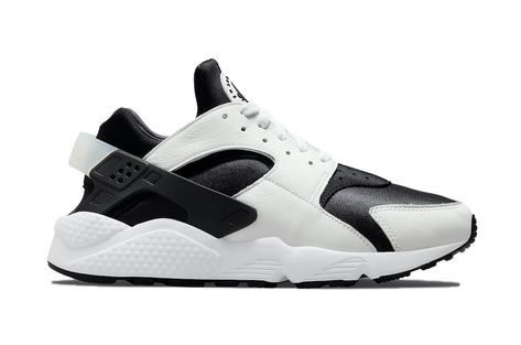 Nike Air Huarache White, White Huaraches, Black Huarache, Huaraches Shoes, Basket Nike, Nike Waffle, Huarache Run, Baskets Nike, Mens Nike Air