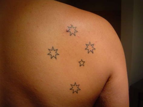 next tattoo? It's the southern cross, the constellation seen in the southern hemisphere, also on the Australian & NZ flags Southern Cross Tattoo, Southern Tattoos, Tats Ideas, Tattoo Thoughts, Stars Tattoo, Cross Pictures, Wicked Tattoos, Cross Tattoo Designs, Flag Tattoo