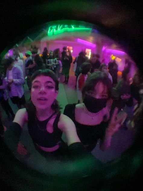 Cyberpunk Party Aesthetic, Cyberpunk Theme Party, Early 200s Aesthetic, Vaporwave Party, Raver Aesthetic, Fisheye Aesthetic, 200s Aesthetic, Punk Birthday, Rave Birthday