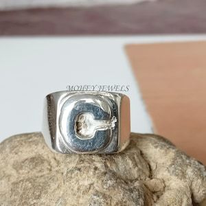 Chunky Knit Jewelry Chunky Jewelry Chunky Knit Ring Chunky - Etsy Egypt Silver Ring Chunky, Silversmithing Rings, Metal Clay Rings, Alphabet Ring, C Ring, Silver Initial Ring, Letter Rings, Vintage Jewelry Rings, Gold Initial Ring