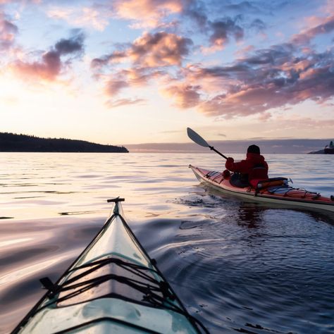 Kayaking New Zealand, Kayak Aesthetic, Camping Barbie, Women Kayaking, Kayaking Aesthetic, Kayak Pictures, Raised Ceiling, Ocean Kayaking, Ocean Kayak