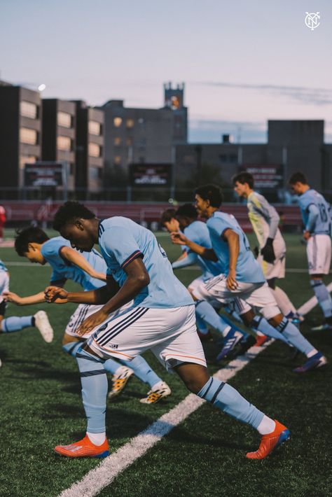 New York City FC on Twitter: "Best of luck to the @NYCFCYouth Boys Academy teams as they get off the line at the @ussoccer_da playoffs today in California 🌴⚽️🗽 #ForTheCity  📸 #NYCFC… https://t.co/hzI9YTwHxf" Academy Football, Football Academy, New York City Fc, Professional Soccer, Best Of Luck, Major League Soccer, Soccer League, Line At, High Level