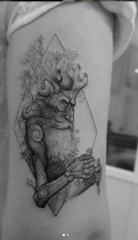 Gollum Tattoo Design, Tree Beard Tattoo, Ent Tattoo Lord Of The Rings, Ent Drawing, Treebeard Tattoo, Gimli Tattoo, Lotr Sleeve Tattoos, Lord Of The Rings Tattoo Sleeve, Ent Tattoo