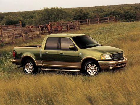 Ford F-150 King Ranch 2001-03 Ford King Ranch, Harley Davidson Truck, Ford Explorer Accessories, Ford F150 King Ranch, Ford Lightning, Dream Vehicles, Old Ford Trucks, King Ranch, Ford Pickup Trucks