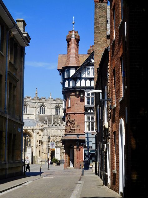 https://flic.kr/p/UHhfdb | Gloucester Gloucester Uk, Gloucester England, Gloucester, Future Travel, City Aesthetic, Great Britain, Street View, England, Travel