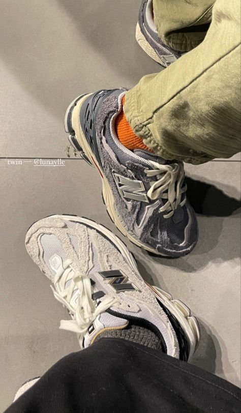 Sneaker Photography, New Balance 1906r, Daily Shoes, Fashion Wishlist, Streetwear Men Outfits, Canvas Shoes, Tennis Shoes, Shoe Collection, Me Too Shoes