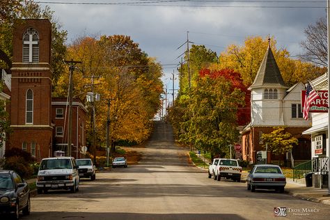 Small Town Mansion, Usa Small Town, Small American Town, American Small Town Aesthetic, Small Town Core, Small Town Houses, American Small Town, Sean Mcguire, Small Town Aesthetic