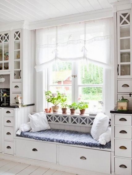 Kitchen Sink Window, Window Bench Seat, Window Seat Kitchen, Bay Window Seat, Window Seat Design, Window Nook, Window Benches, Bedroom Seating, Front Rooms