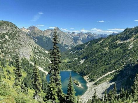 Rainy Lake, Diablo Lake, Pine Trees Forest, Beautiful Hikes, North Cascades, Blue Lake, Amazing Adventures, Autumn Trees, The Trail