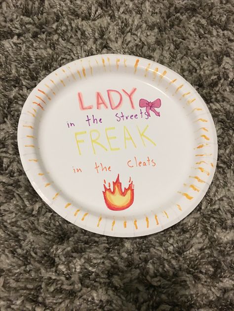 Paper Plate Awards For Water Polo, Office Paper Plate Awards, Funny Paper Plate Awards, Paper Plate Awards Swimming, Volleyball Paper Plate Awards, Paper Plate Award Ideas, Paper Plate Awards, Award Ideas, Pinterest Ideas