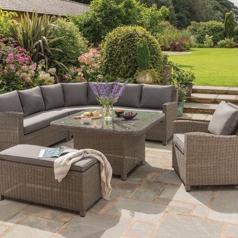 Corner Sofa With Cushions, Woven Outdoor Furniture, Sofa And Table, Villa Ideas, Rattan Corner Sofa, Garden Corner, Corner Dining Set, Corner Sofa Set, Sofa Sets