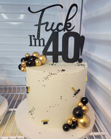 40 Birthday Cake Black And Gold, Black And Gold Cake Decoration, Black White Silver And Gold Birthday Cake, 40 Year Birthday Cake For Men, 40 Birthday Cakes Men, White Black And Gold Cake Ideas For Men, 40th Birthday Black And Gold Party Ideas, Black White And Gold 40th Birthday Party, 40th Birthday Decoration Ideas For Women Black And Gold