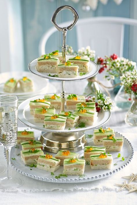 Cocktail Sandwiches, High Tea At Home, High Tea Recipes, Cucumber Ribbons, High Tea Sandwiches, Afternoon Tea Ideas, Cucumber Cocktail, High Tea Food, Cucumber Tea Sandwiches