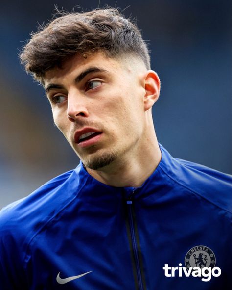 Chelsea FC (Twitter) Havertz Chelsea, Cristiano Ronaldo Training, Soccer Players Haircuts, Football Hairstyles, Football Hair, Kai Havertz, Low Fade, Haircut Designs, Mens Haircuts Short