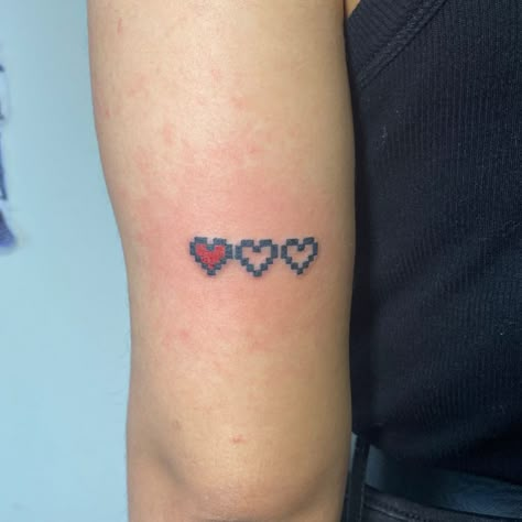 8 Bit Heart Tattoo, Minecraft Heart Tattoo, Pixel Heart Tattoo, 8 Bit Tattoo, Pacman Tattoo, Tattoos For Siblings, Minecraft Heart, Hart Tattoo, Flesh Art