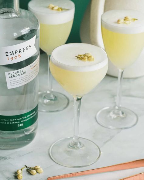 Jasmine Sour - Empress 1908 Gin Jasmine Cocktail Recipe, Jasmine Tea Cocktail, Drink Essentials, Empress 1908 Gin, Summer Drink Cocktails, Mocktail Drinks, Spring Drink, Gin Lemon, Gin Cocktail Recipes