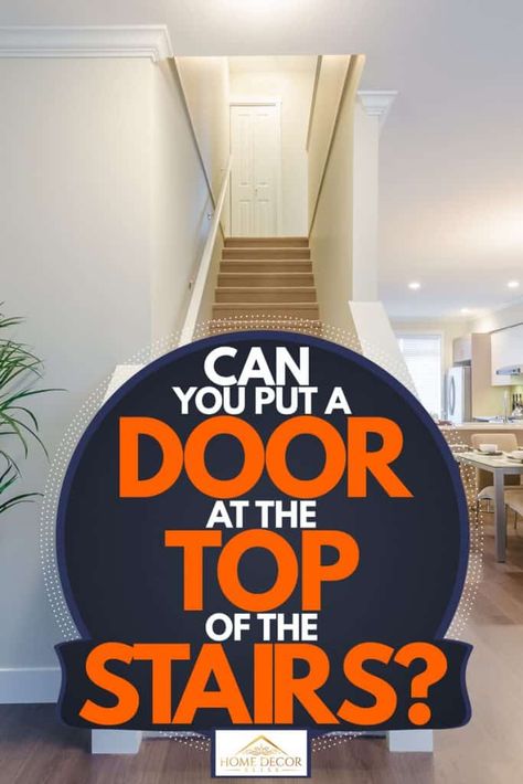 Top Of Stairs Decor, Top Of Staircase, Et Phone Home, Stairs And Doors, Top Of Stairs, Floor Screen, Top Of The Stairs, Screen House, Cool Doors