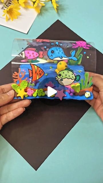 Fimo, Crafts With Transparency Sheets, Plastic Sheets Crafts, Under Water Art, Under The Sea Craft, Sea Life Crafts, Under Water World, Underwater Crafts, Sand Art Projects