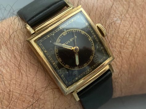 ⭐️⭐️⭐️⭐️⭐️Bulova Surgeon, Doctors Watch, Black Dial Watch, Rectangular Watch, Mens Watch, Vintage Watch, Large Second Hand, Gilt Dial Watch, Swiss Watch, 17 Jewels Watch When your watch is cooler than everyone else's.  An unusual and very desirable vintage model with center sweep seconds with prominent central second hand, with second markers to easily read to take patient's pulse rate.  Made for the convenience of doctors, as well as military, medical, or technical applications. The perfect tre Vintage Bulova Watches, Rectangular Watch, Surgeon Doctor, Bulova Watches, Men's Vintage Watch, Citizen Watch, Swiss Watch, Watch Vintage, Watch Companies