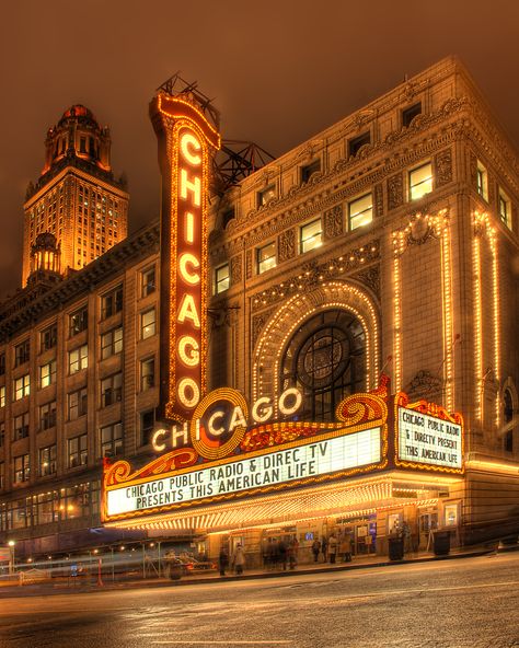 The Chicago Theatre Theatre Marquee, Theater Marquee, Chicago Theatre, Chicago Theater, Chicago Loop, Visit Chicago, Chi Town, Movie Theatre, Chicago Travel