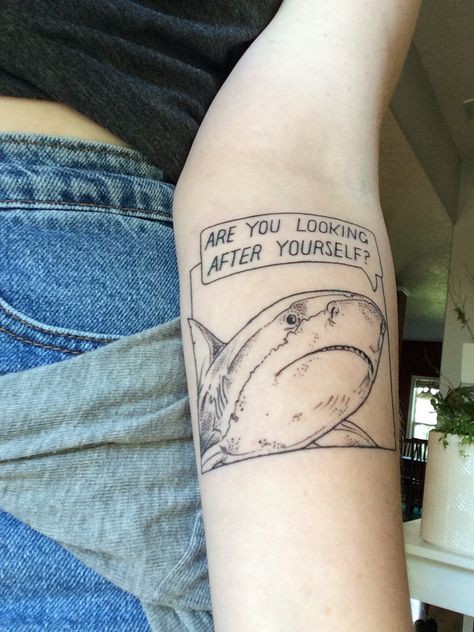 yo my friend made this art, it's so weird seeing it as a tattoo!! looks amazing though! Shark Tattoo, Handpoke Tattoo, Shark Tattoos, Body Modifications, Forearm Tattoos, Skin Art, Piercing Tattoo, Get A Tattoo, Tattoo You